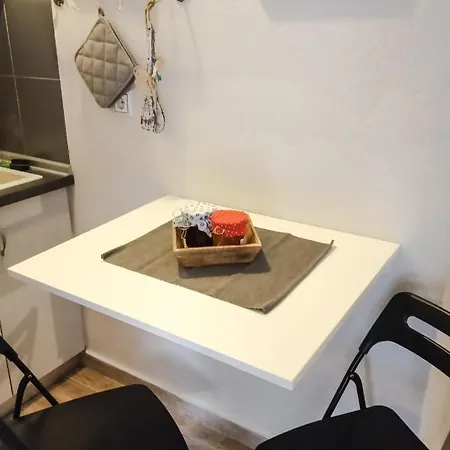 City Center Garden House Apartment