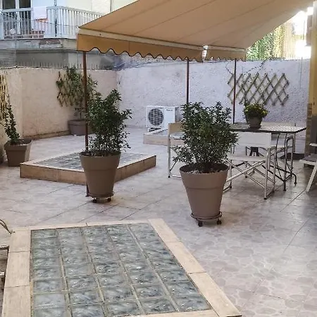 City Center Garden House Apartment Thessaloniki